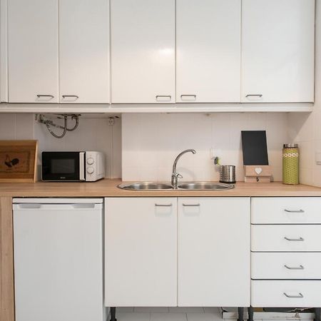 Cozy Apartment With Castel View Lisbon Exterior photo