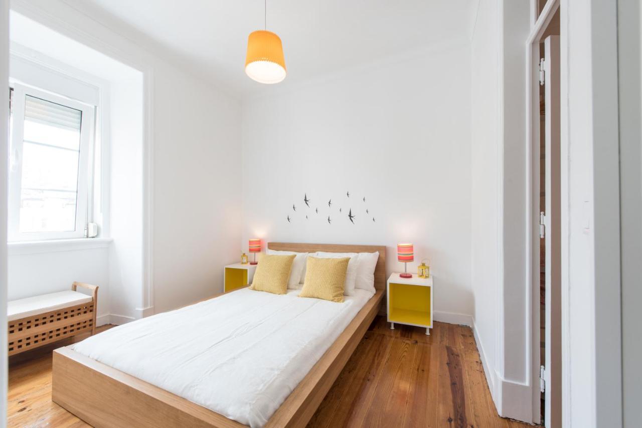 Cozy Apartment With Castel View Lisbon Exterior photo